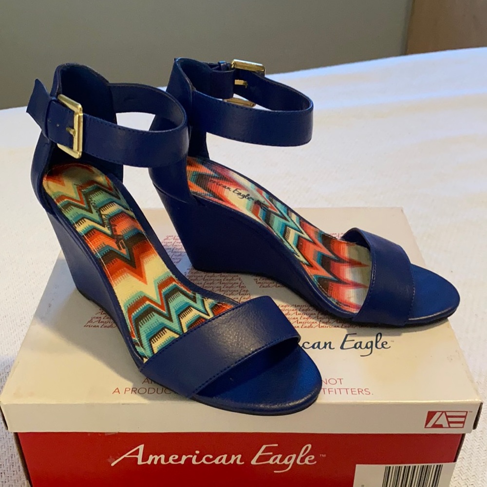 American Eagle wedges.